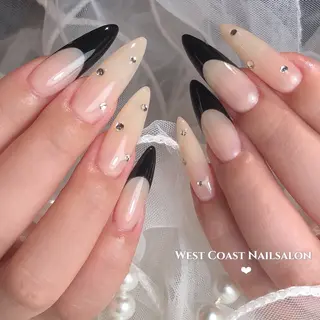 ネイル リボン、ガーリー パーツ放題専門店のネイルデザイン