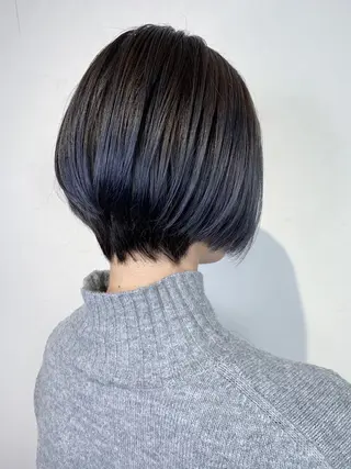 ショート カラー _WHITE 天神店 YUMEKA🐻のヘアスタイル