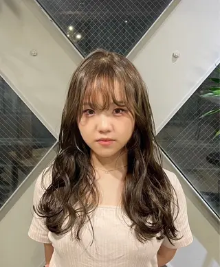 ロング 古久保 日音のヘアスタイル