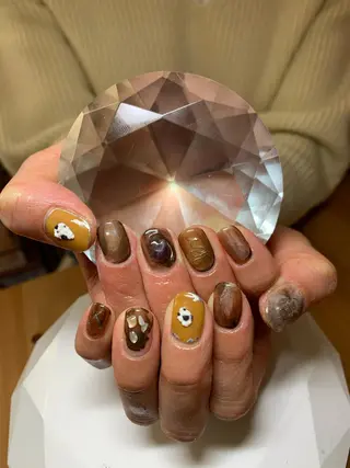ネイル LAVISH nail salonのネイルデザイン