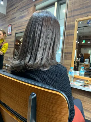 セミロング Eleanor 静岡店所属・川名 充✂️のヘアスタイル