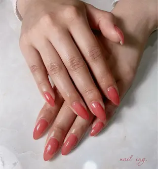 ネイル ｉｎｇ .のネイルデザイン