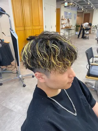 パーマ メンズ シャドウパーマ/ 波巻パーマYu-Kiのヘアスタイル