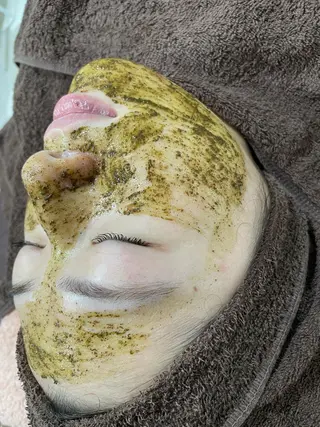 【Diar】オーナー アキヨシケンタのヘアスタイル