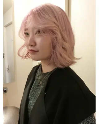 ミディアム カラー ハッシュカット/ MAYAのヘアスタイル