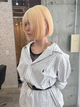 ショート カラー lani hair salon所属・SHOTO ハイトー ン/デザインカラーのヘアスタイル