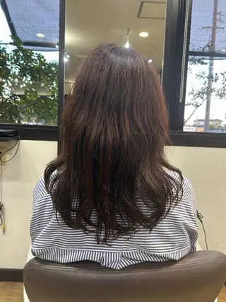 ミディアム 福元 理沙のヘアスタイル