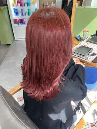 ミディアム 三品 早妃のヘアスタイル