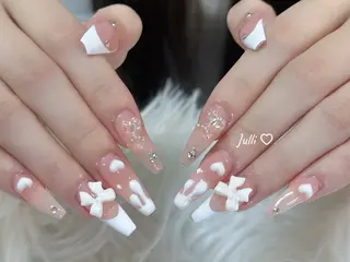 ネイル Julli ジュリのネイルデザイン