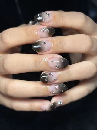 ネイル ✴︎ Delightのネイルデザイン