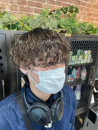 ショート パーマ メンズ HIKARU副店長/ ✨️髪質改善のヘアスタイル