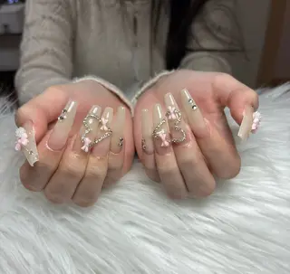 ネイル なな_ CloudyChanのネイルデザイン