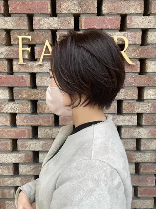 ショート カラー 馬場 百合恵のヘアスタイル