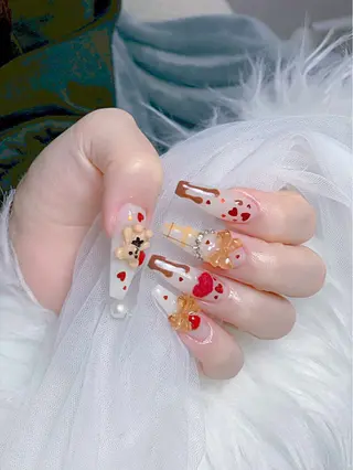 ネイル Mio_ Noiranailのネイルデザイン