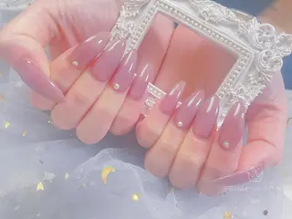 ネイル ネイルサロンエクラ 🫧Shizukaのネイルデザイン