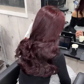 ロング カラー _WHITE +南海難波所属・YUMI YUMIのヘアスタイル