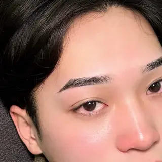 アイブロウ メンズ眉毛サロン眉ラボ吉祥寺店所属・樋敷 真鈴の眉毛・アイブロウイメージ