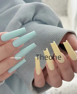 ネイル THE ONE 鈴木のネイルデザイン