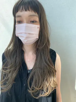 ロング カラー Asti blanche所属・ブリーチなしWカラー /地毛風/小林凪沙のヘアスタイル