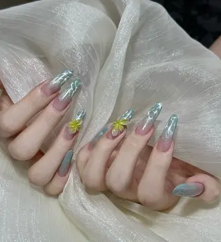 ネイル NANAネイルサロン 【長さだし専門店】のネイルデザイン