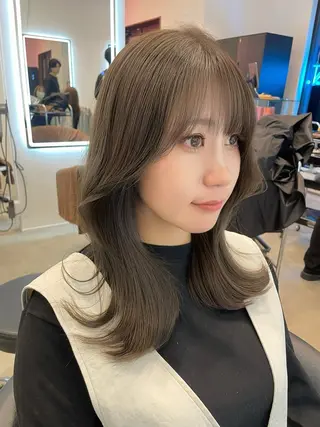 ミディアム カラー 透明カラー/レイヤー misaki °＊のヘアスタイル