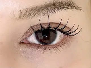 マツエク・マツパ 村上 彩華の眉毛・アイブロウイメージ