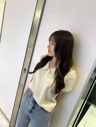 ロング カラー コテ巻きパーマ 藤野佑成のヘアスタイル