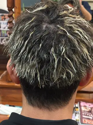 ショート カラー パーマ メンズ おしゃれ泥棒 石原メンズ特化美容師のヘアスタイル