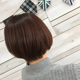 ショート カラー ヤスノ リョウのヘアスタイル