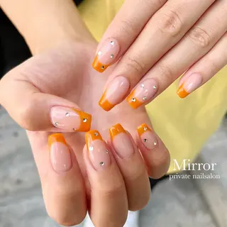 ネイル nailsalon Mirrorのネイルデザイン