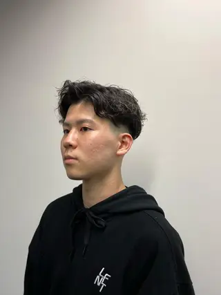 パーマ メンズ 久保 美空のヘアスタイル