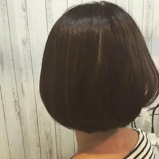 ショート カラー パーマ embrace エンブレイスのヘアスタイル