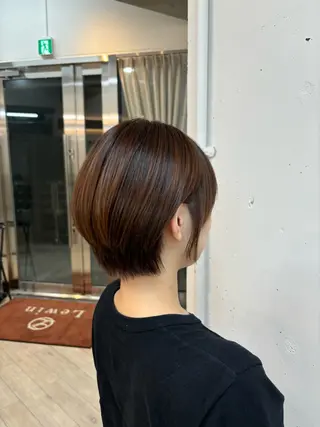 ショート 大人ガーリー🕊 Lewinはるのヘアスタイル