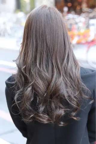 セミロング カラー ヘアアレンジ Recess hair所属・川内 政人のヘアスタイル