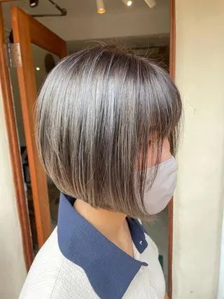 ショート カラー putri 副店長 岸本　拓真のヘアスタイル