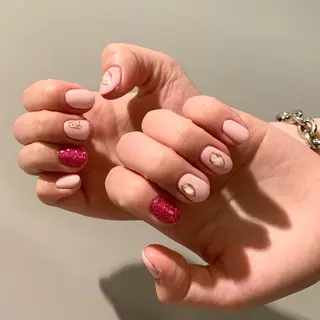 ネイル ウシク ミユキのネイルデザイン