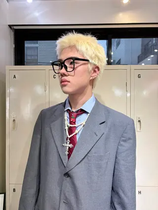 メンズ 高明度ハイトーン× ショート/莉音🧤のヘアスタイル