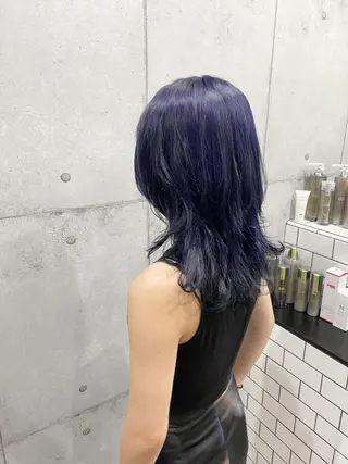 ミディアム カラー newi赤羽 HINATAのヘアスタイル