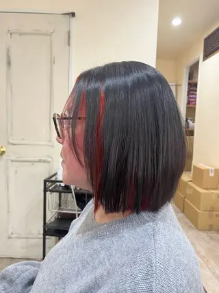 ショート カラー パーマ ショートボブモデル縮 毛艶髪津田パーマのヘアスタイル