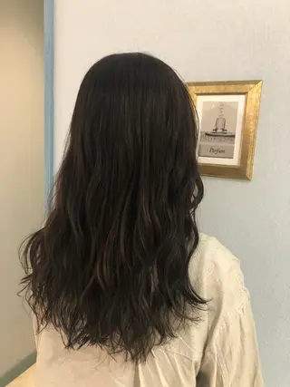 ロング 代表山口ひな 髪質改善のプロのヘアスタイル