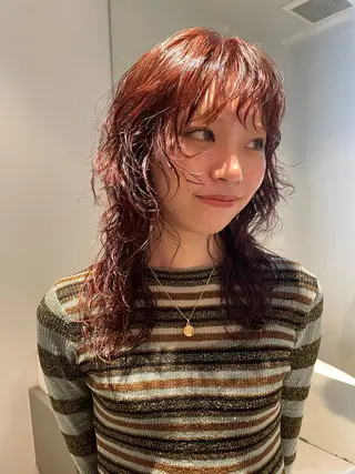 セミロング luxe所属・luxe表参道 Aoiのヘアスタイル