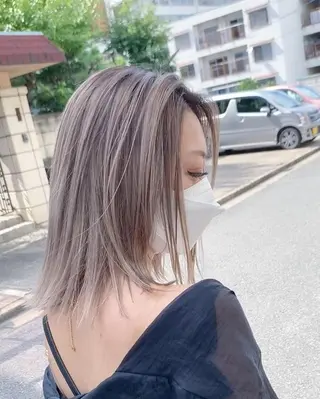 ミディアム Luisハイライト　 喜連瓜破、髪質改善のヘアスタイル