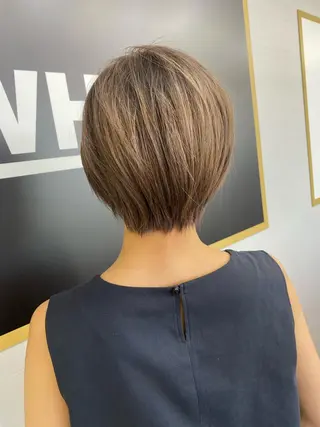 ショート UNDER vr 【アンダーバー】のヘアスタイル