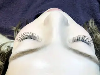 マツエク・マツパ マドモア土山店所属・MADEMORE 山本のマツエク・マツパデザイン