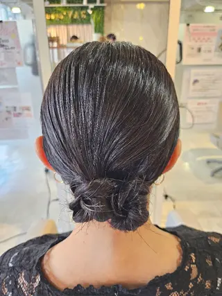 ショート 岡田 奈々のヘアスタイル