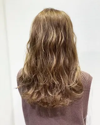 ロング 💎大人ハイライト 💎上杉一也💎のヘアスタイル