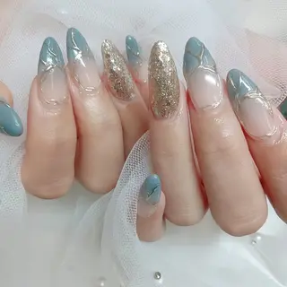 ネイル 柘植 祐子のネイルデザイン