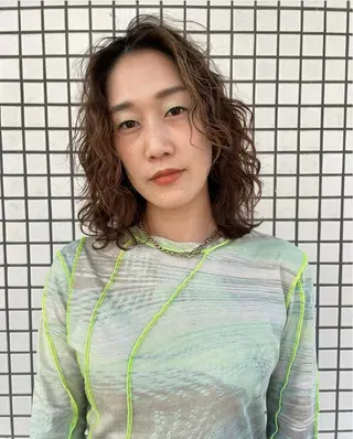 カラー ofF élua所属・もりしま あやかのヘアスタイル