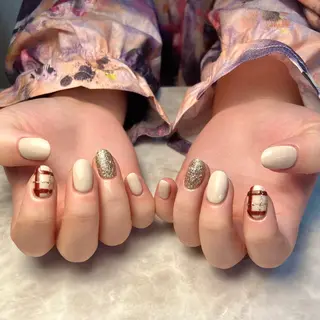 ネイル ネイルメゾン石川橋所属・ネイルメゾンスタッフ Mikuのネイルデザイン