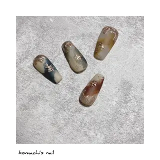 ネイル akita kazumiのネイルデザイン